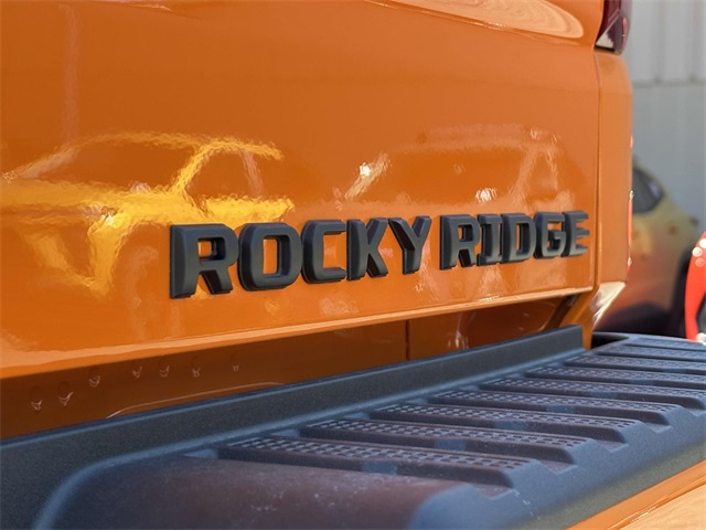Vehicle image 29 of 33