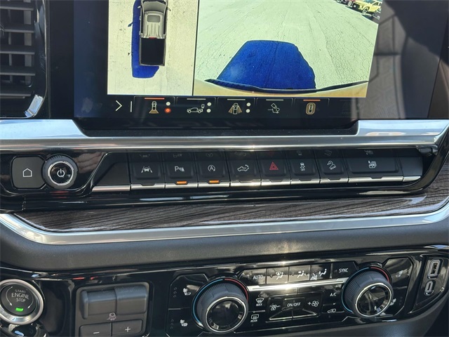 Vehicle image 18 of 33