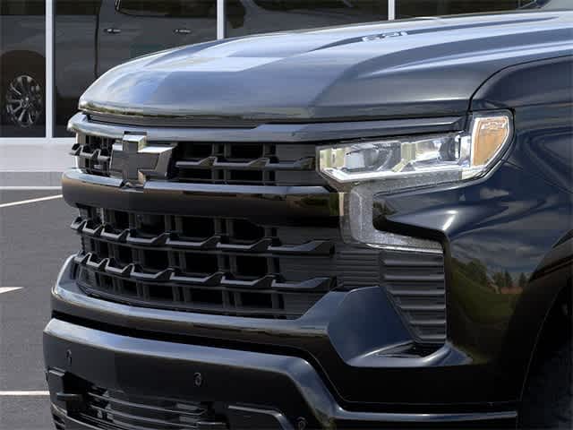Vehicle image 13 of 24