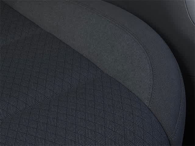 Vehicle image 21 of 24