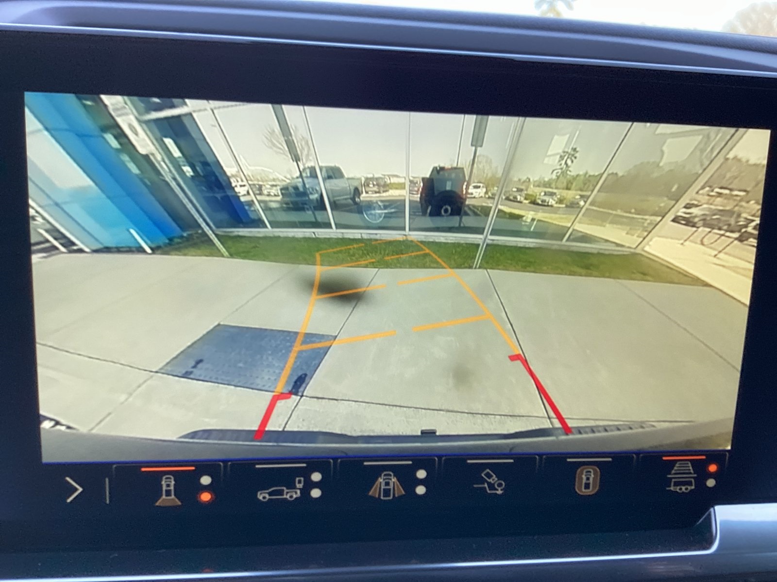 Vehicle image 17 of 30