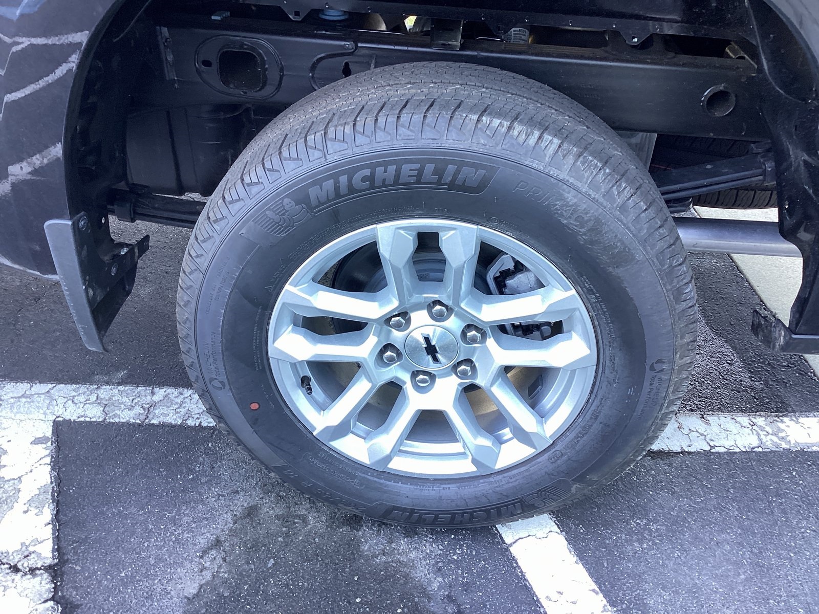 Vehicle image 24 of 30