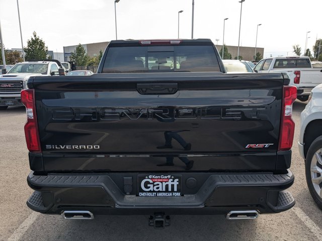 Vehicle image 4 of 25
