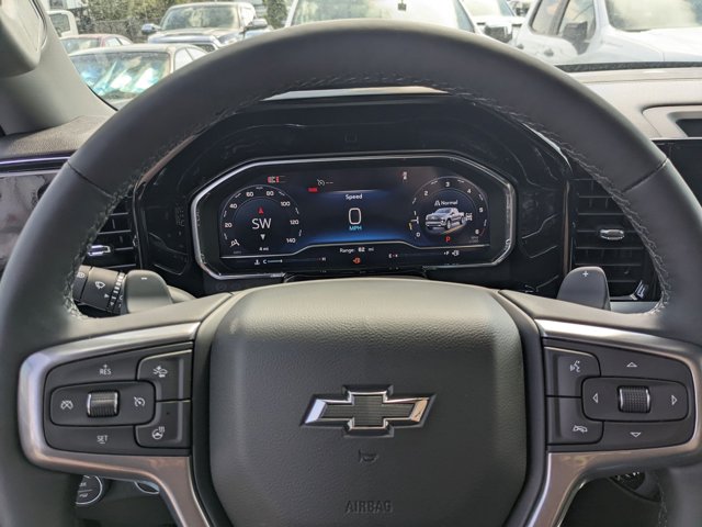 Vehicle image 11 of 25
