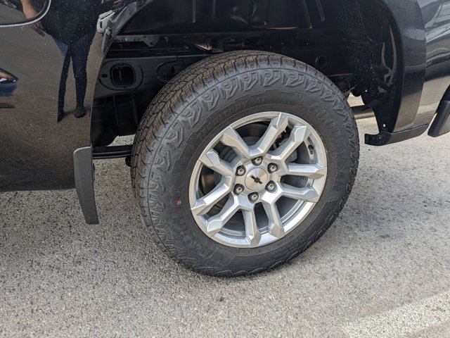 Vehicle image 19 of 25