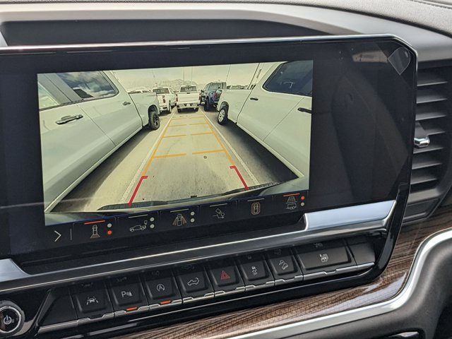 Vehicle image 14 of 25