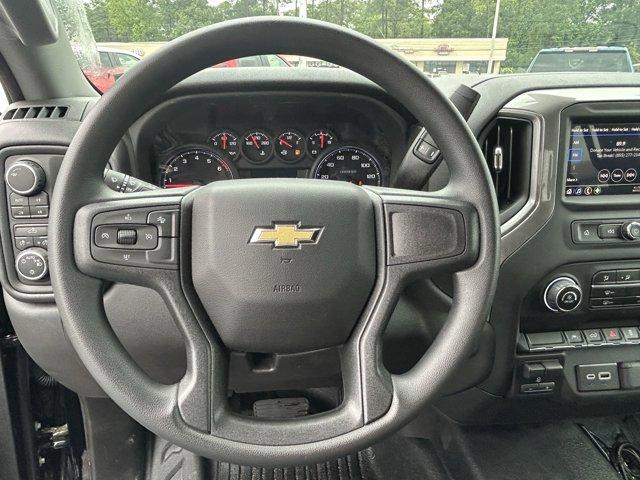 Vehicle image 21 of 32