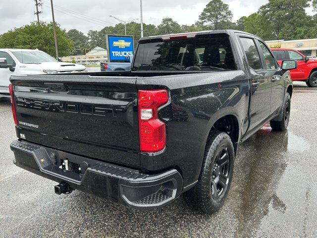 Vehicle image 10 of 32