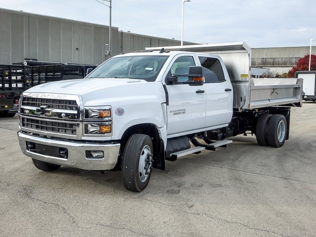 2024 Chevrolet Silverado MD Work Truck Image 1 of 28