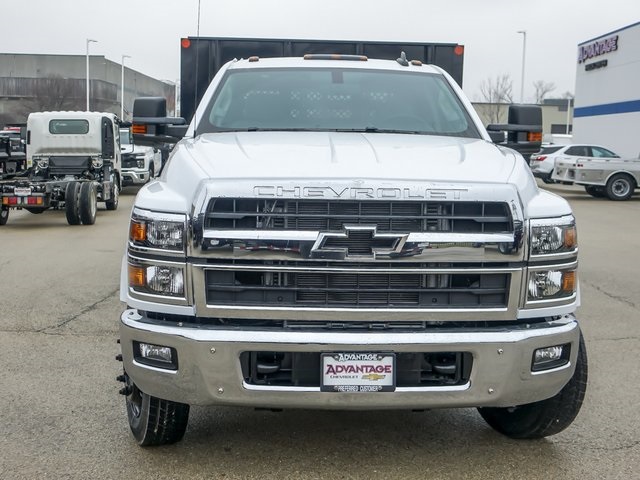 2024 Chevrolet Silverado MD Work Truck Image 3 of 24