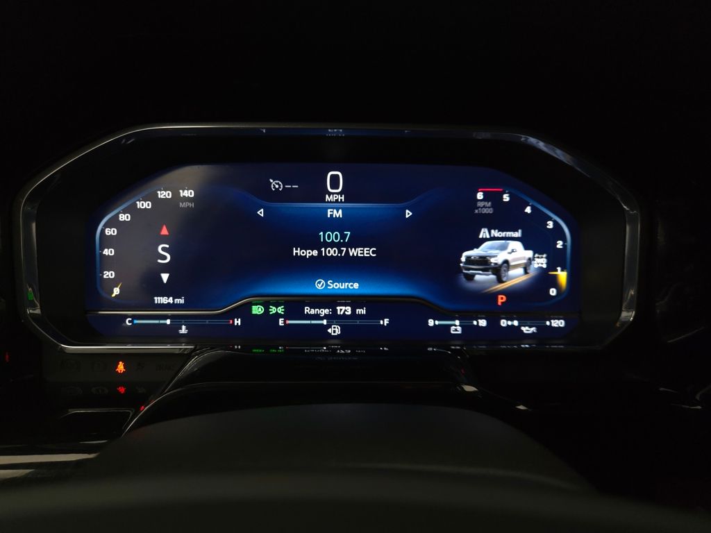 2024 Chevrolet Silverado 1500 ZR2 Image 24 of 40