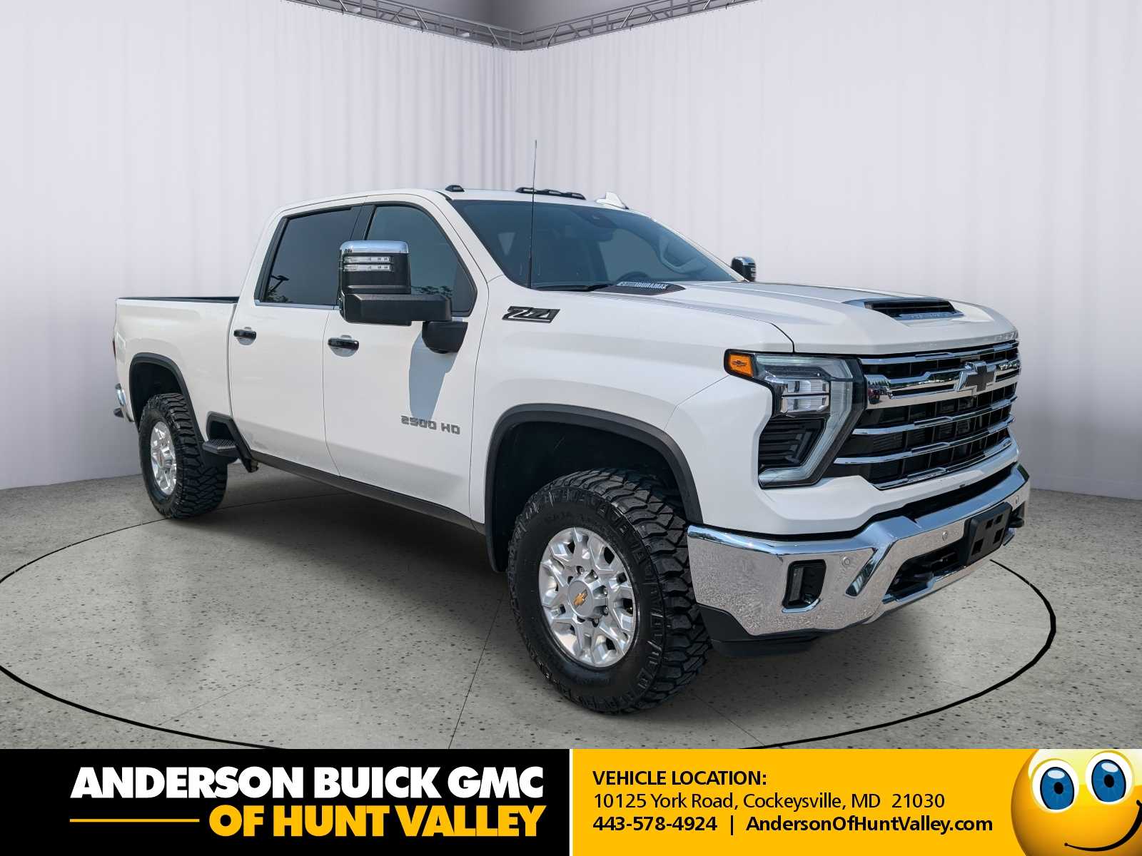 2024 Chevrolet Silverado 2500HD LTZ Image 3 of 31