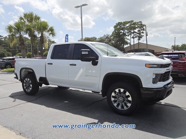 2024 Chevrolet Silverado 2500HD Custom Image 1 of 22