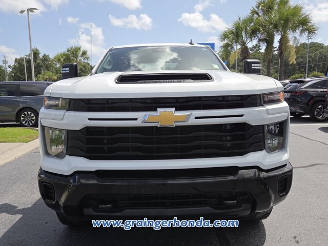 2024 Chevrolet Silverado 2500HD Custom Image 3 of 22
