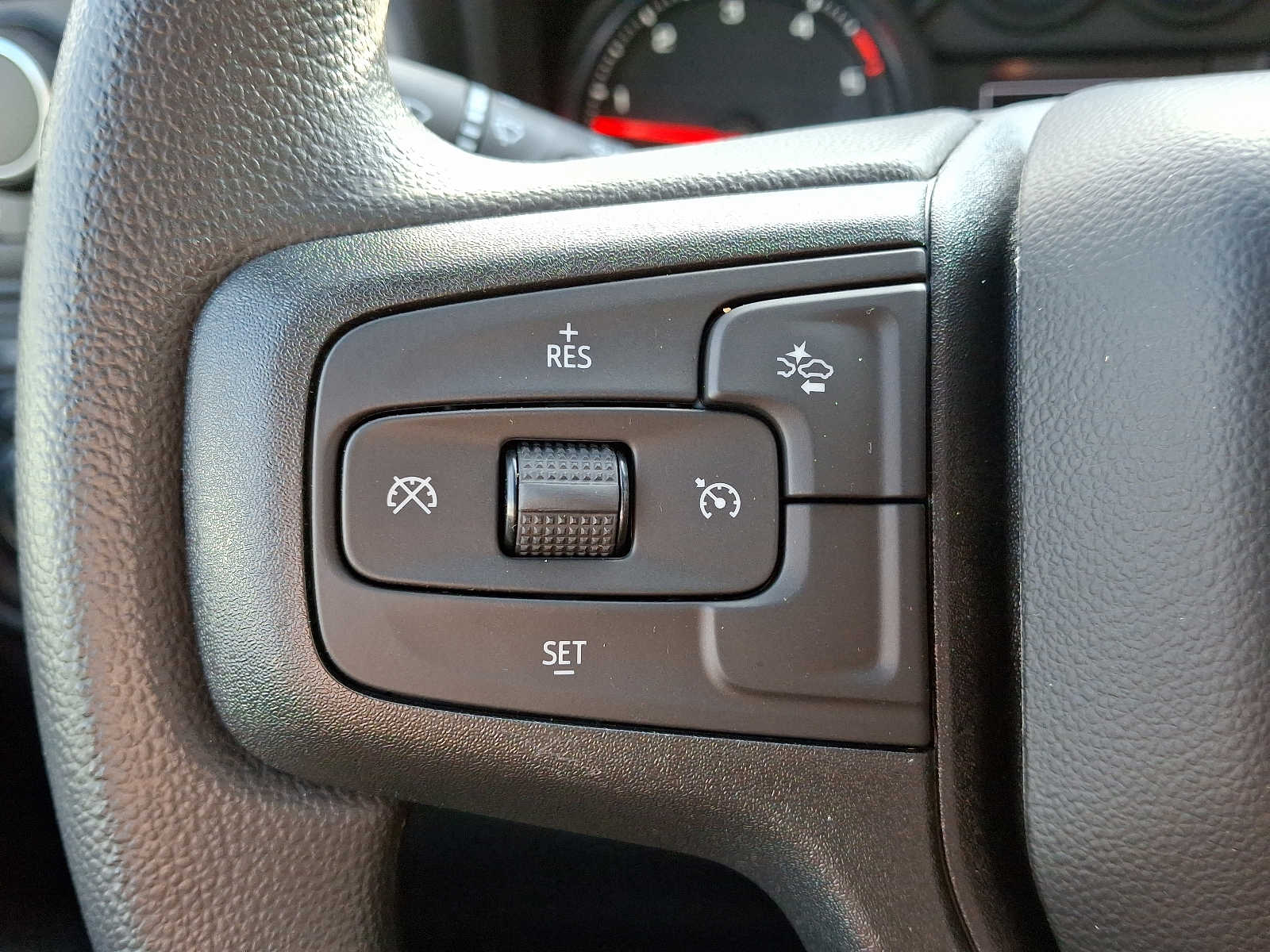 Vehicle image 17 of 22