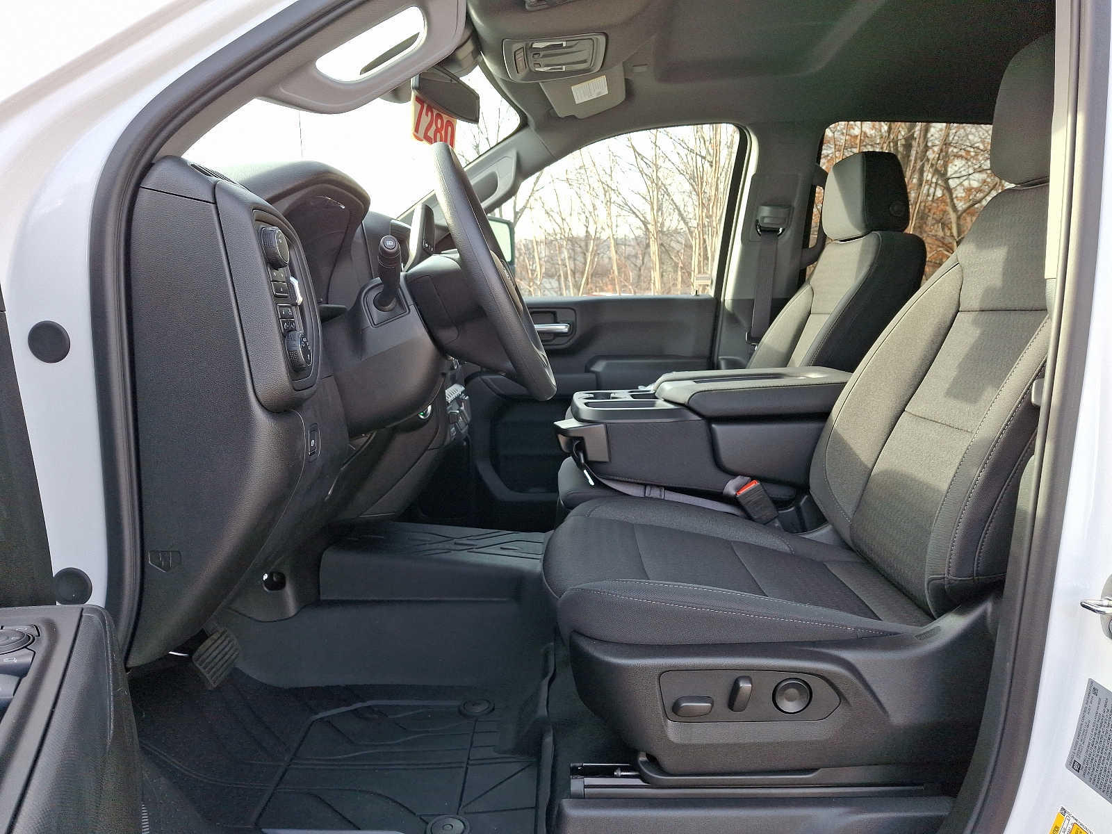 Vehicle image 12 of 22