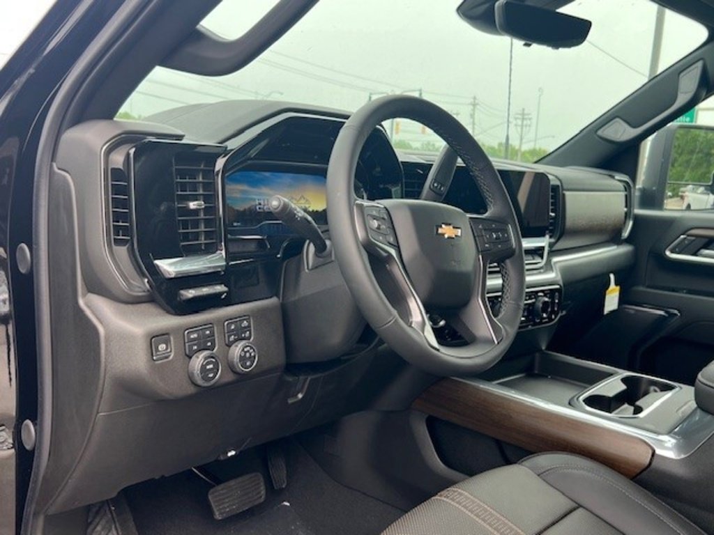 2024 Chevrolet Silverado 2500HD High Country Image 6 of 6