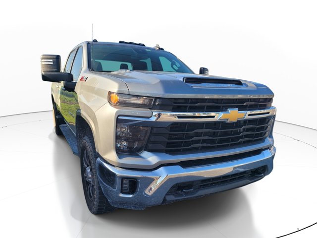 2024 Chevrolet Silverado 2500HD LT Image 3 of 10