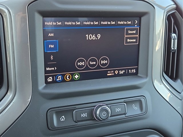 Vehicle image 28 of 32