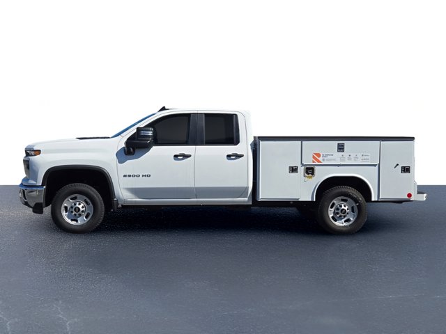 Vehicle image 8 of 32