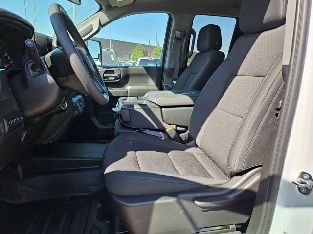 Vehicle image 11 of 25