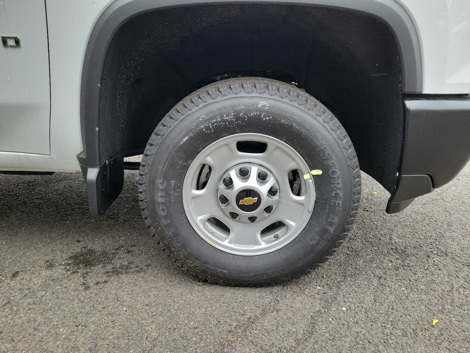 Vehicle image 7 of 21