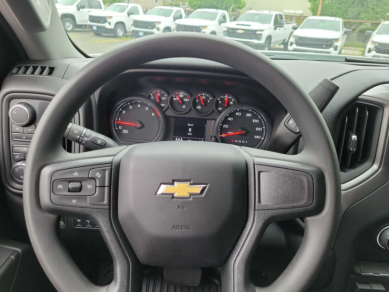 Vehicle image 16 of 21