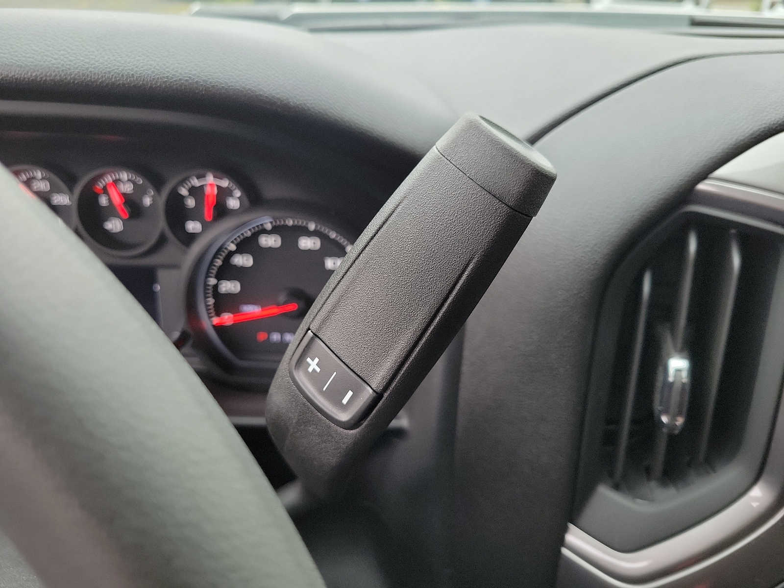 Vehicle image 12 of 21