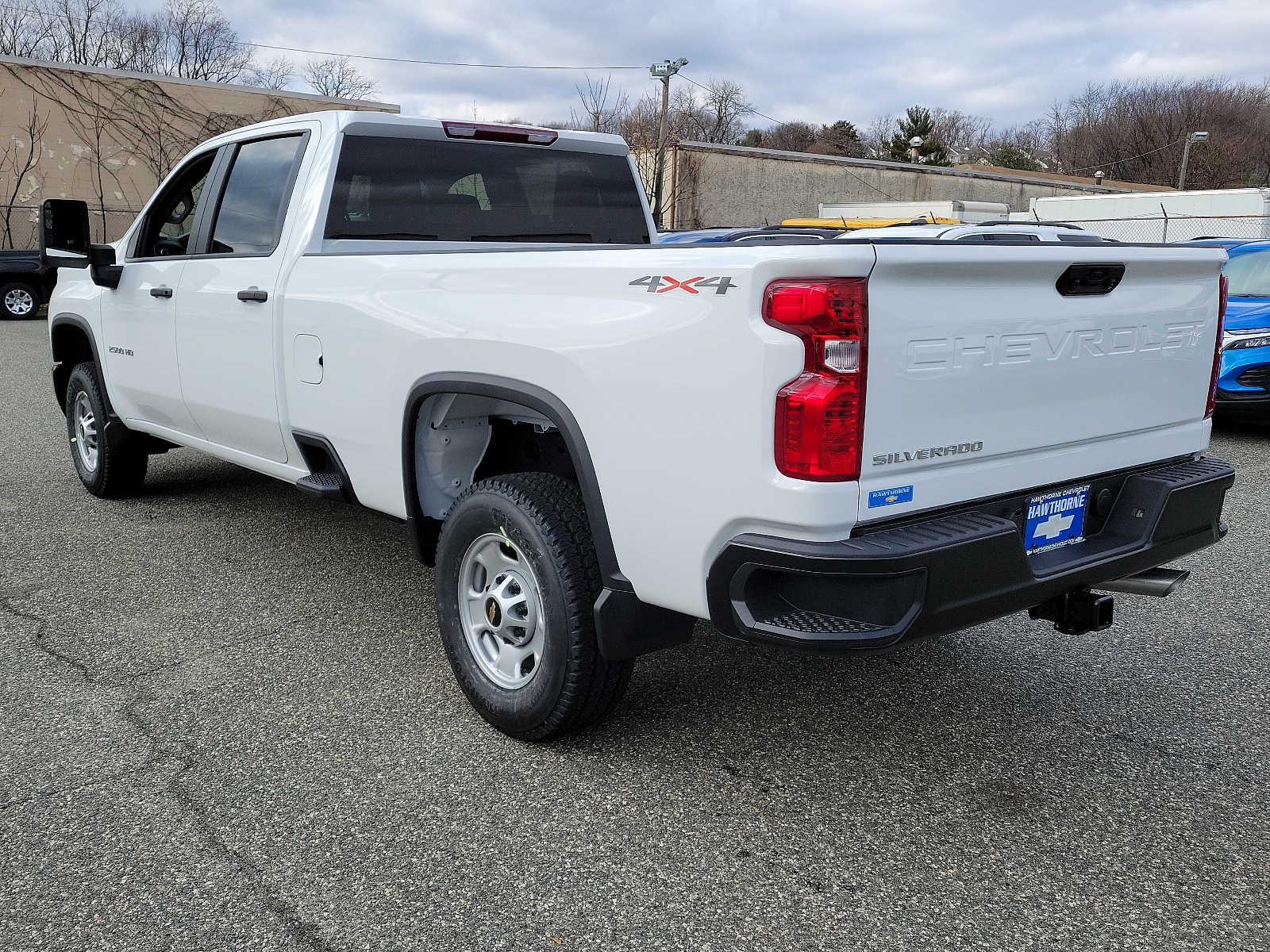 Vehicle image 4 of 13