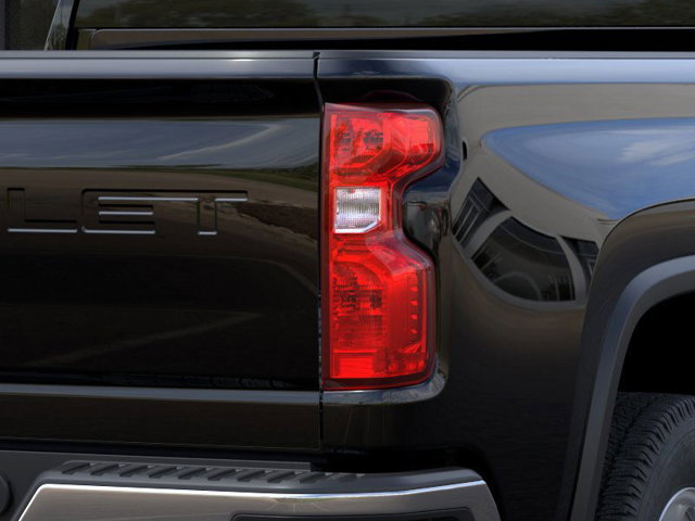 Vehicle image 11 of 24