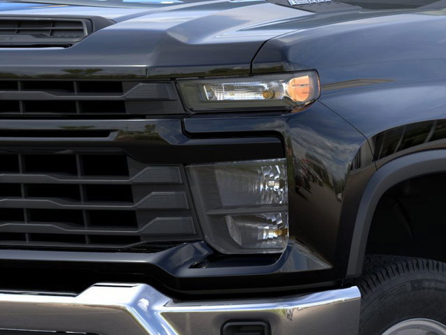 Vehicle image 10 of 24