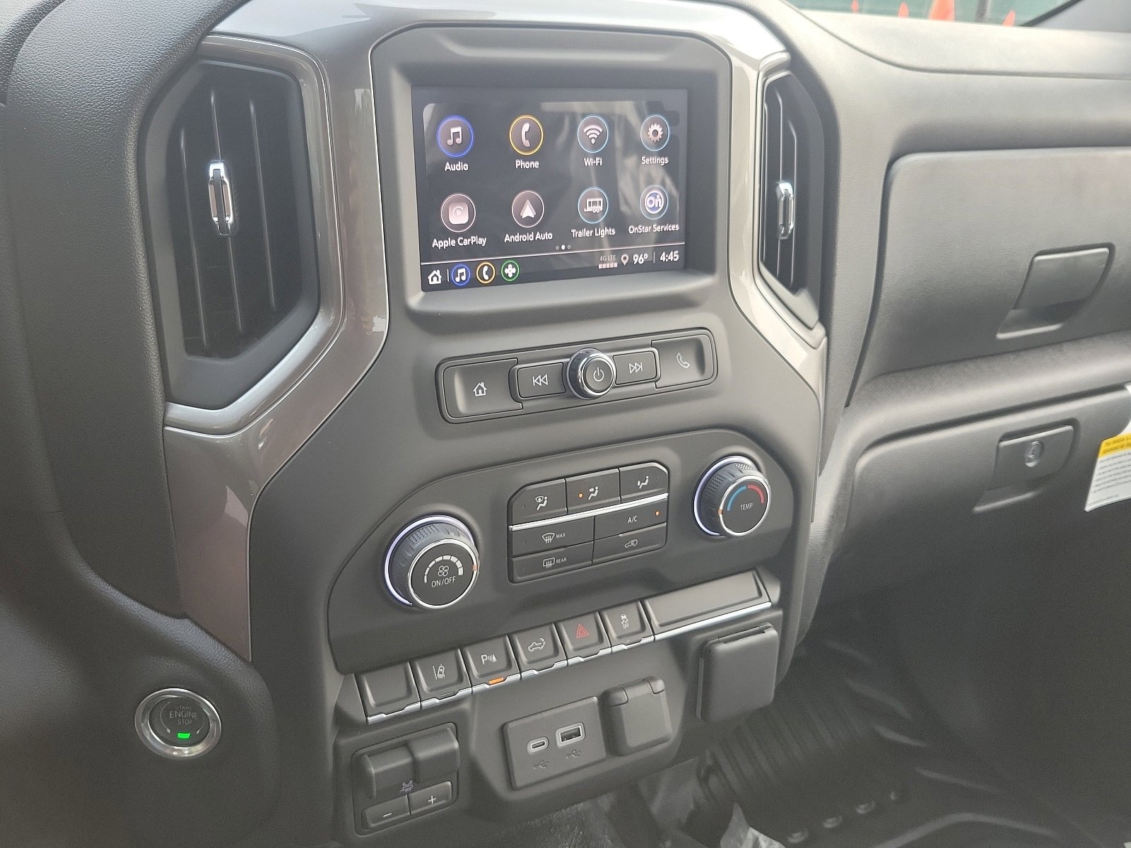 Vehicle image 15 of 34