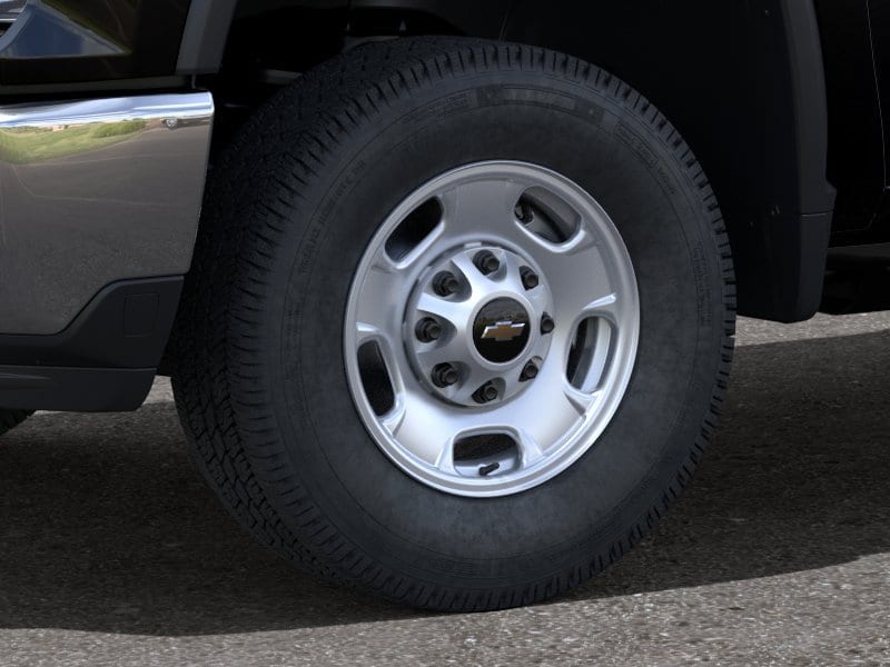 Vehicle image 18 of 34