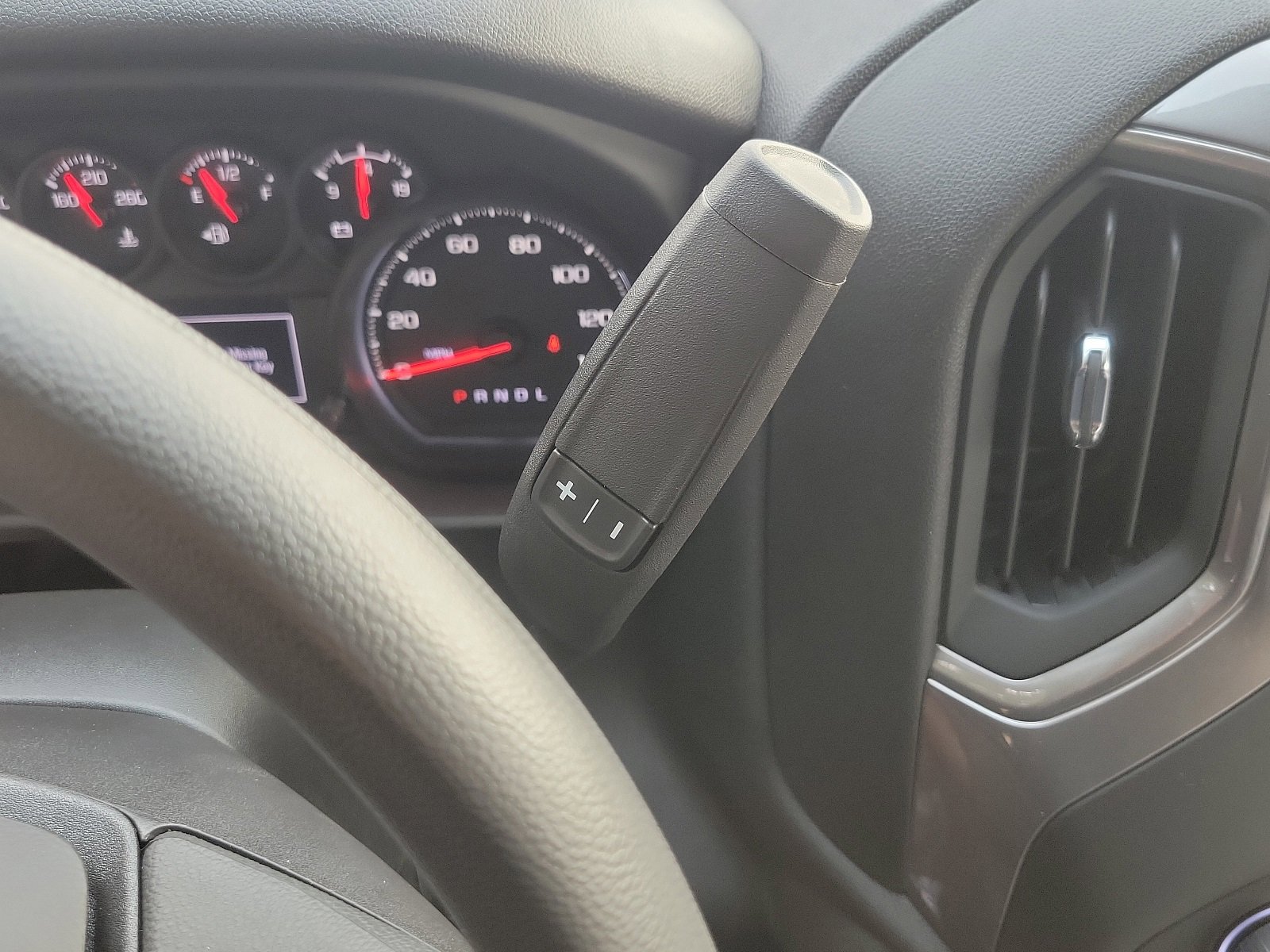 Vehicle image 14 of 34
