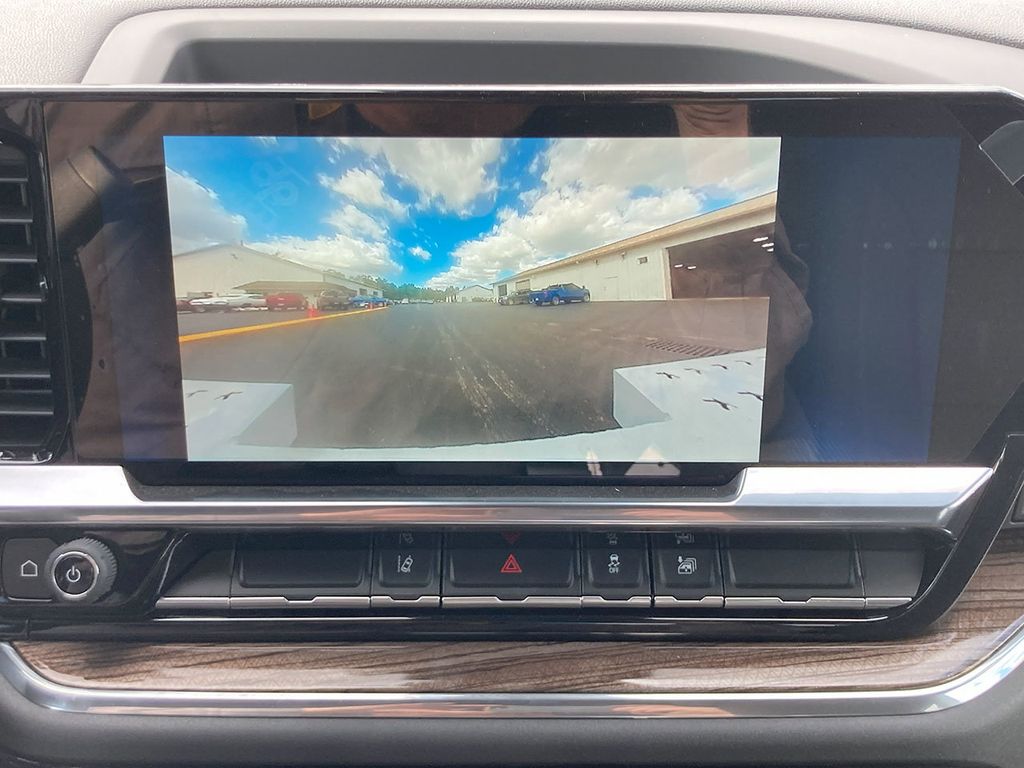 2024 Chevrolet Silverado 3500HD LT Image 31 of 33