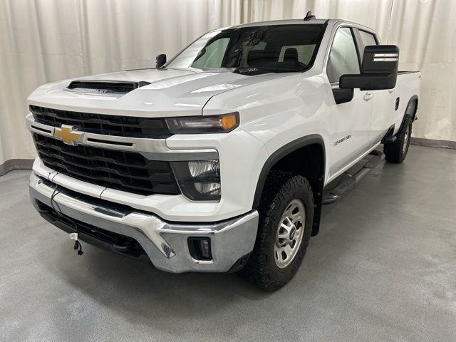 2024 Chevrolet Silverado 3500HD LT Image 1 of 27