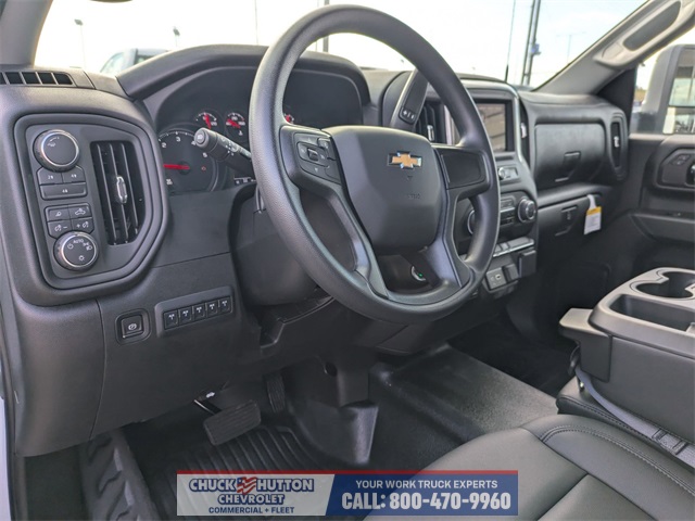 Vehicle image 15 of 34