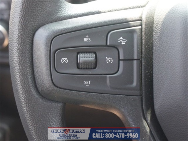 Vehicle image 21 of 34