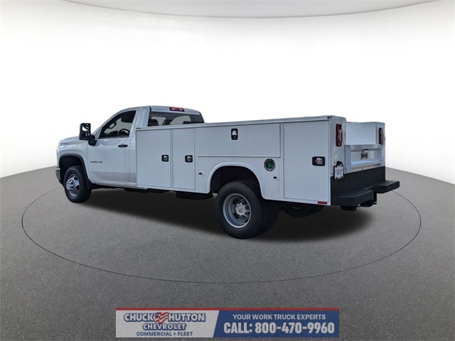 Vehicle image 9 of 34