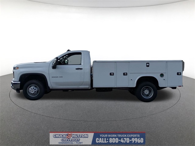 Vehicle image 10 of 34