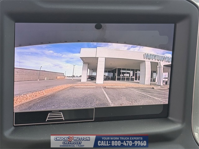 Vehicle image 28 of 34