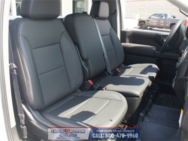 Vehicle image 13 of 34