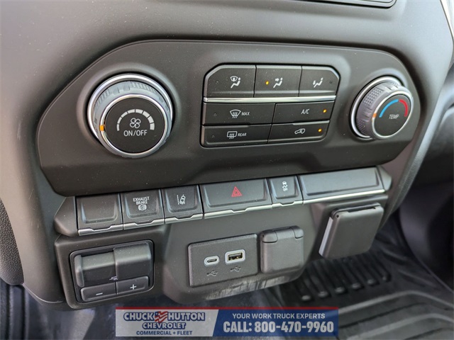 Vehicle image 27 of 34