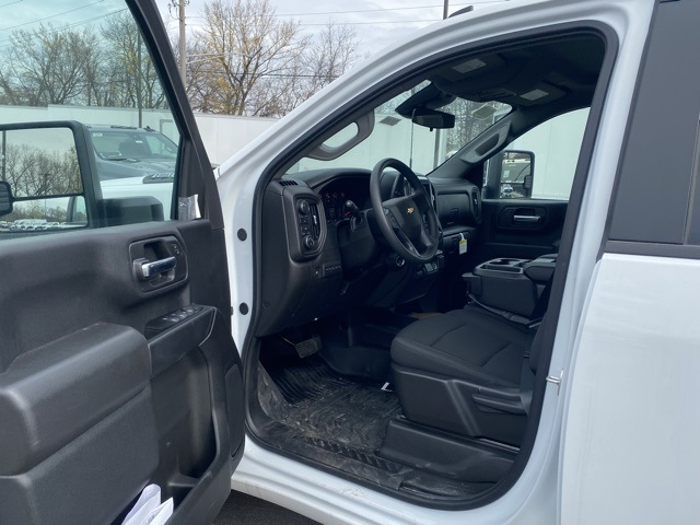 Vehicle image 16 of 35