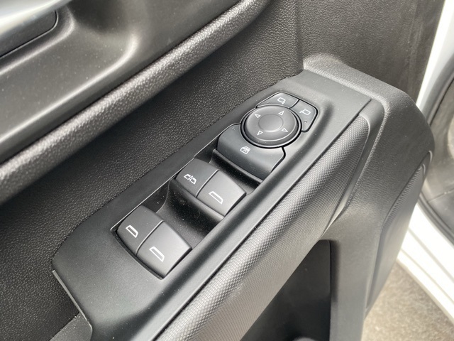 Vehicle image 15 of 35