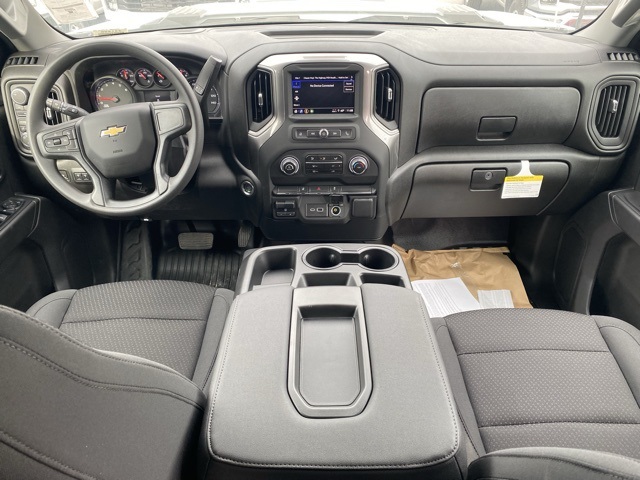 Vehicle image 32 of 35