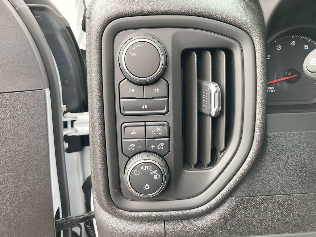 2024 Chevrolet Silverado 3500HD Work Truck Image 22 of 30