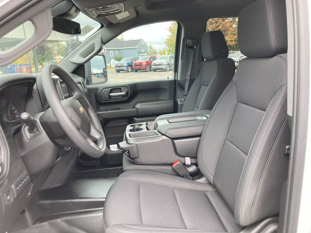 2024 Chevrolet Silverado 3500HD Work Truck Image 19 of 30