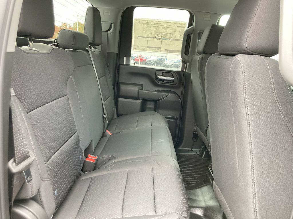 2024 Chevrolet Silverado 3500HD Work Truck Image 13 of 30