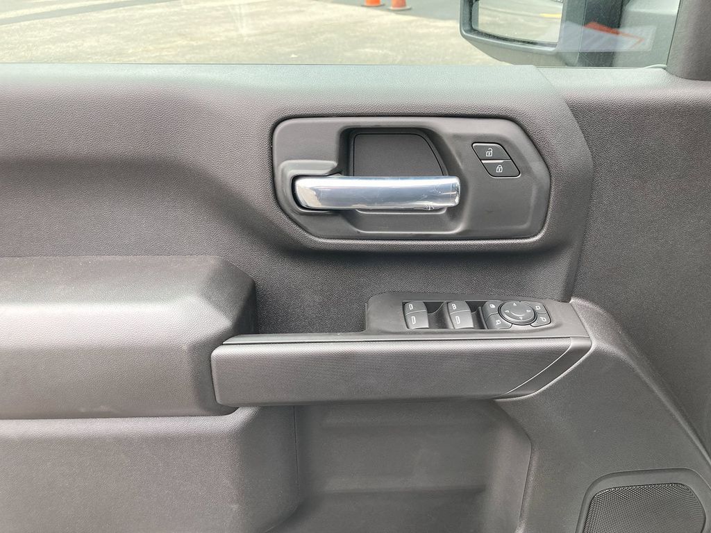 2024 Chevrolet Silverado 3500HD Work Truck Image 18 of 30